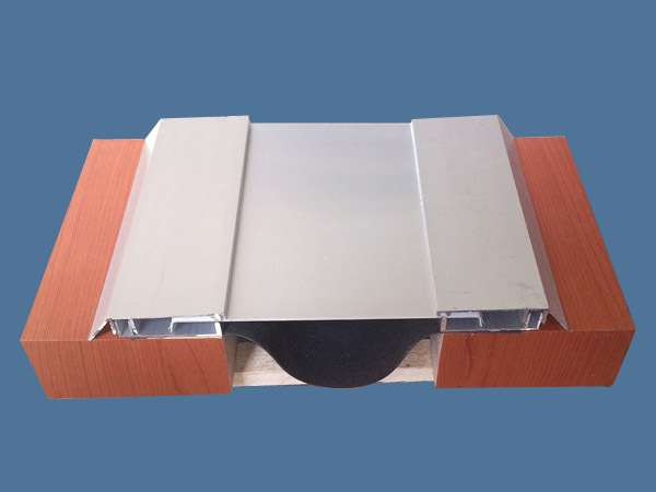 鋼結(jié)構(gòu)